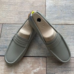 Rothy’s Green/ Sage Loafers Ladies Size W9